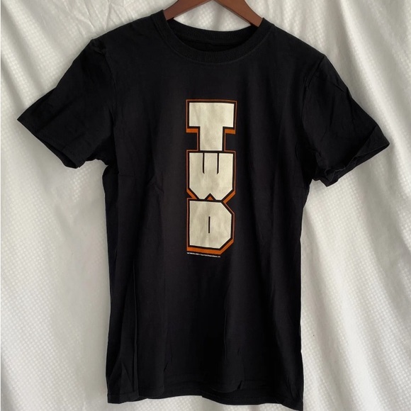 The Walking Dead TWD Men’s Small S Black T-shirt Megabox Exclusive 2017 - Picture 1 of 3